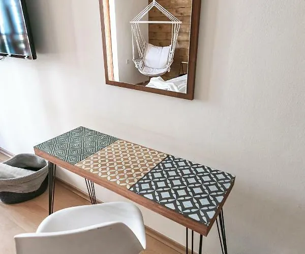 The Monkee Апартамент