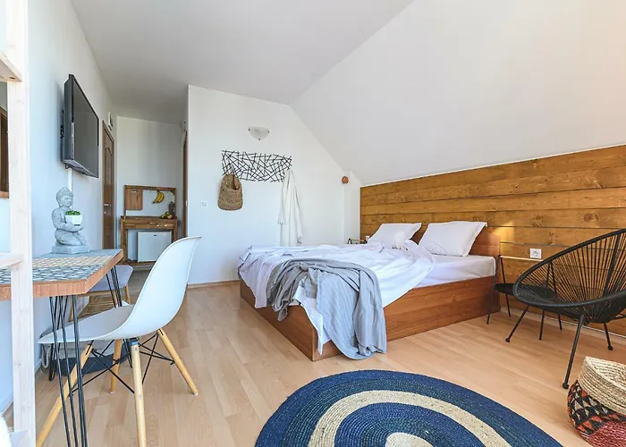 The Monkee Апартамент